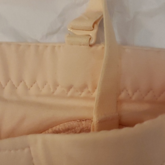 MaternityHandsFreePumping BustierBy Simple Wishes - Picture 5 of 8